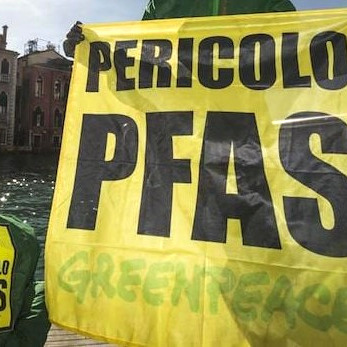 Pfas pericolo per salute e ambiente